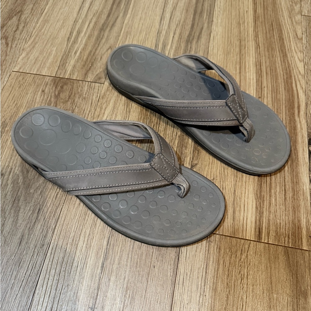 Vionic Men's Gray Sandals Flip Flop Size 10